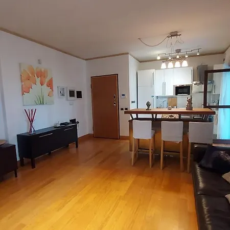 Apartment Sorbara Luxury No 01 *