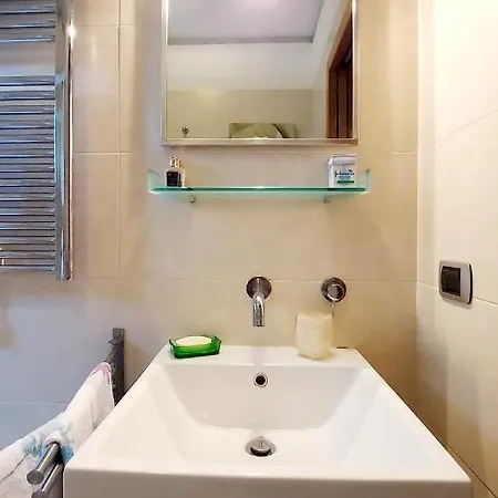 Sorbara Luxury No 01 Apartment *