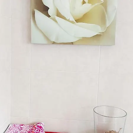 Sorbara Luxury No 01 Apartment *