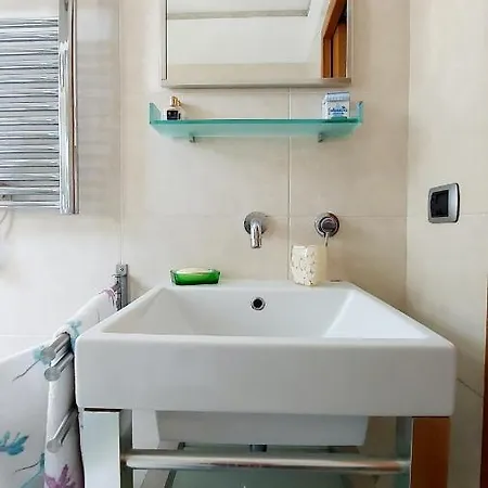 Sorbara Luxury No 01 Apartment